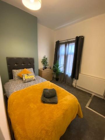 Bentley House With En-Suites Crewe Buitenkant foto